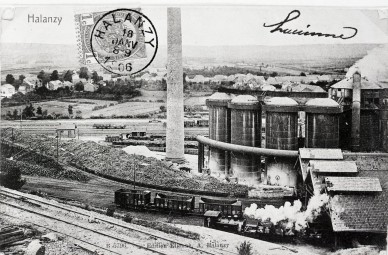 Halanzy int de l'usine.jpg